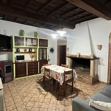 Mena Appartamento * Poggio Moiano
